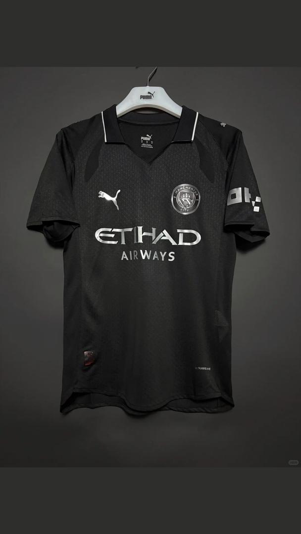 Manchester City 2025/26 Away kit