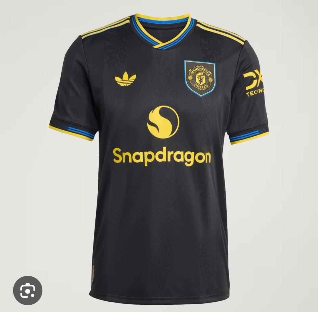 Adidas Manchester United 2025/26 third jersey