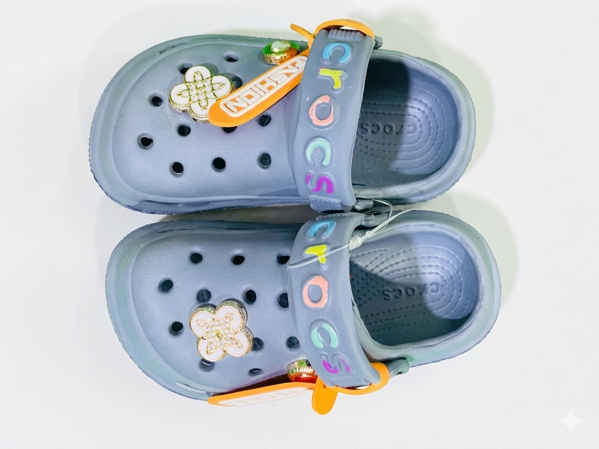 toddler Crocs clogs