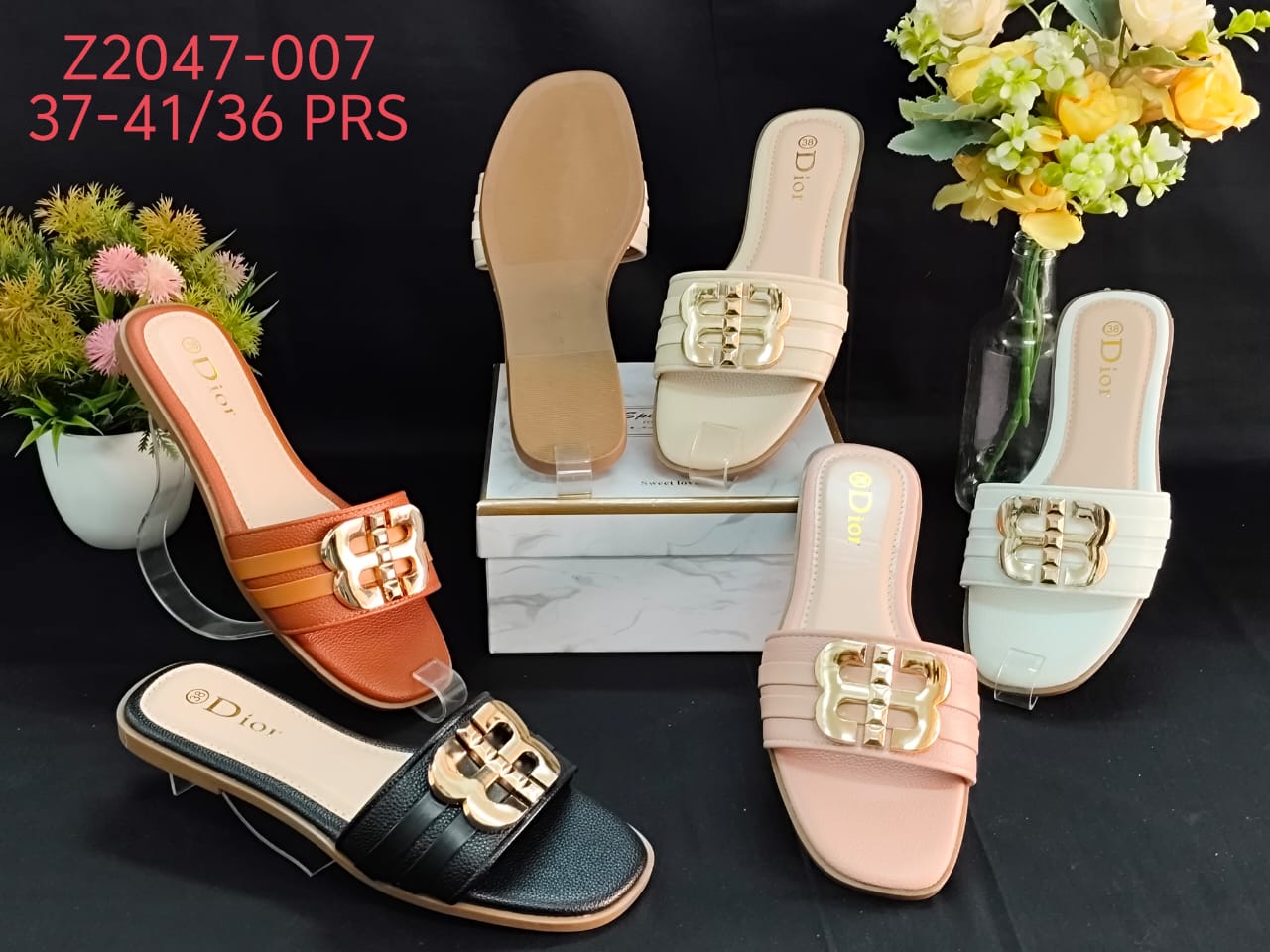 women's flat slip-on slide sandals