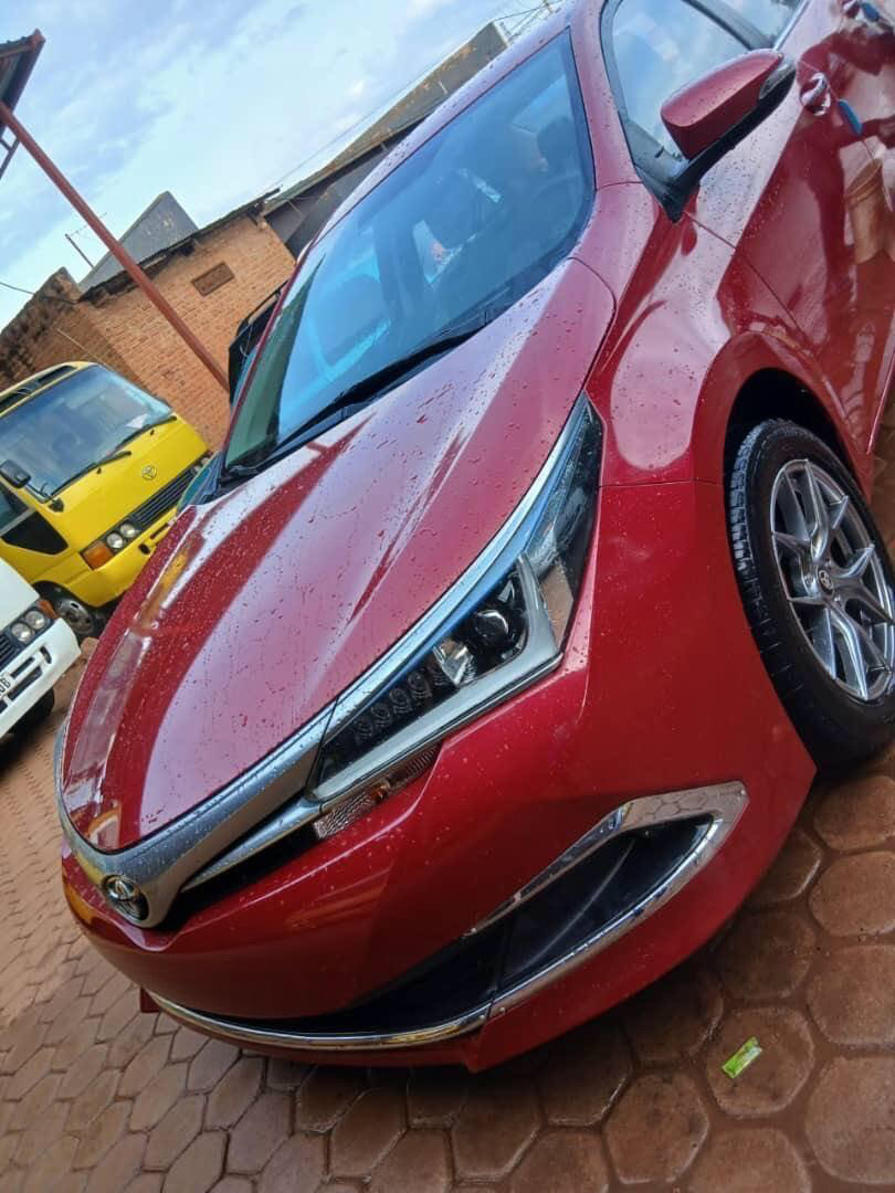 Toyata Corolla altis